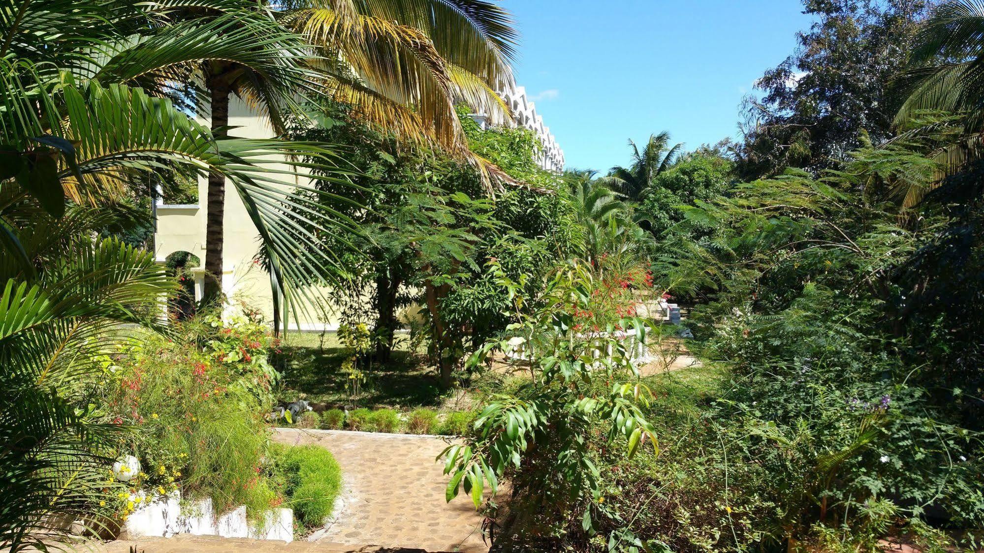 Ar Sun Hotel Antsiranana Экстерьер фото